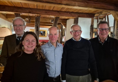 Zwei Oldies besuchen die Jahresversammlung des Fördervereins Gymnasium Uetze